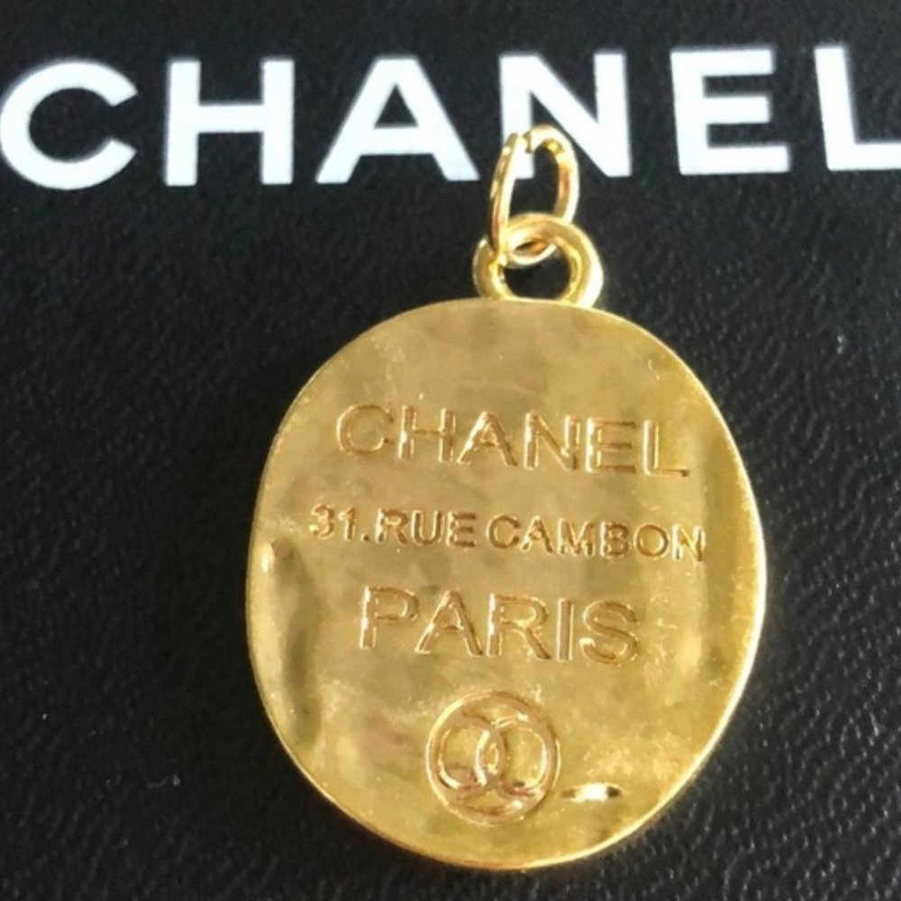 Authentic Vintage Chanel Double Sided Vintage Zipper Pull